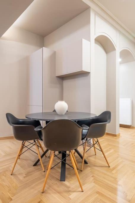 Appartement Urban Elegance In Kolonaki à Athènes Extérieur photo