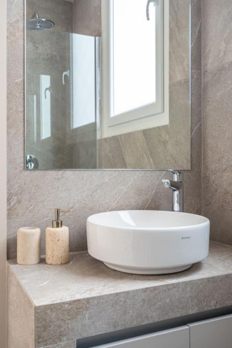 Appartement Urban Elegance In Kolonaki à Athènes Extérieur photo