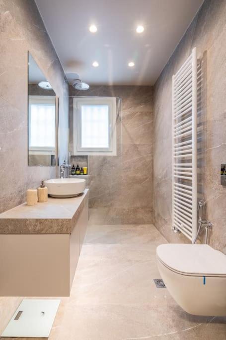 Appartement Urban Elegance In Kolonaki à Athènes Extérieur photo